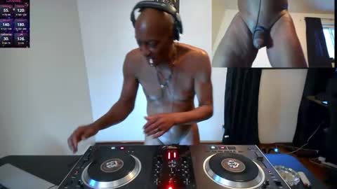 Snapshot of black_panther8686 chatting on January 15, 10:24 pm Black Panther8686 online show from January 15, 10:24 pm