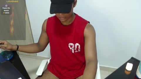 black_penis22 online show from February 13, 3:18 am