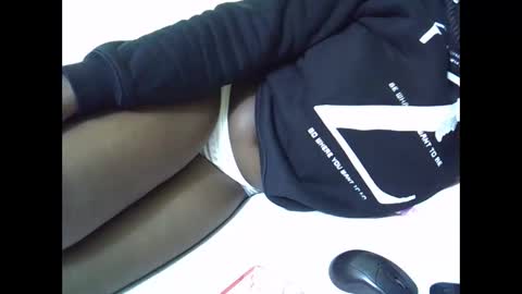 noel online show from November 5, 11:16 pm