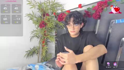 Snapshot of black_rose02 chatting on March 9, 2:43 pm B L A C K R O S E online show from March 9, 2:43 pm