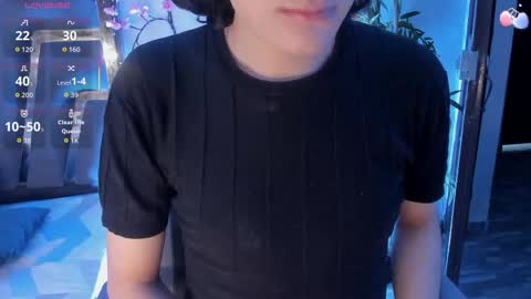 Snapshot of black_rose02 chatting on November 6, 11:22 am B L A C K R O S E online show from November 6, 11:22 am