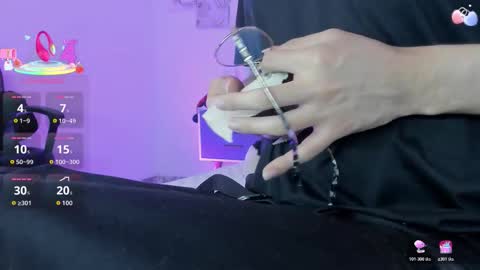 Snapshot of black_rose02 chatting on December 16, 11:48 am B L A C K R O S E online show from December 16, 11:48 am