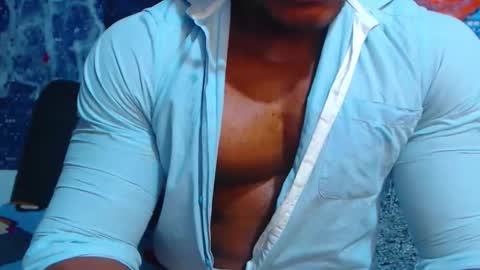 duglas online show from October 30, 4:52 pm