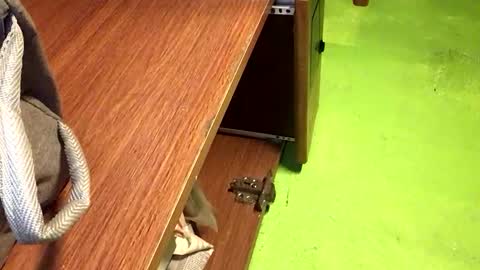 Crystal online show from April 4, 2:43 am