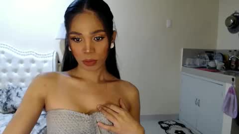 savanna online show from November 12, 5:19 am