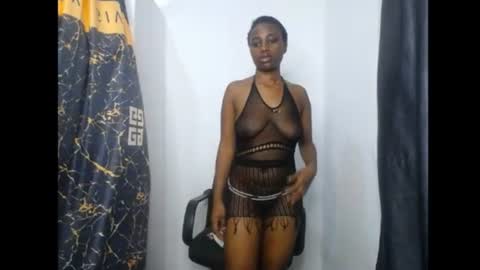 Snapshot of blackbeauty60 chatting on June 27, 5:51 pm lela online show from June 27, 5:51 pm