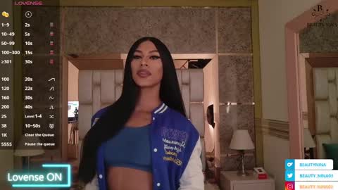 Nina online show from April 14, 1:17 pm