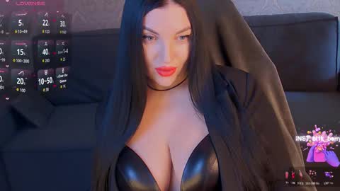 Snapshot of blackberry_star chatting on February 21, 7:42 am blackberry_star online show from February 21, 7:42 am