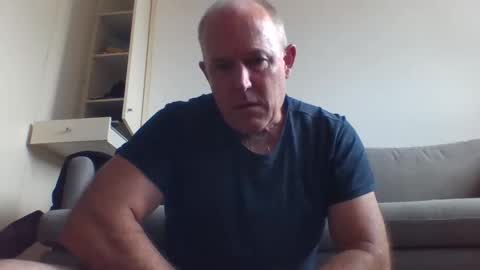 Snapshot of blackdog71 chatting on February 20, 5:12 am blackdog71 online show from February 20, 5:12 am