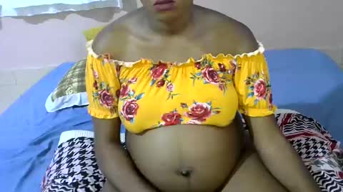 sweetberry online show from December 5, 3:06 pm