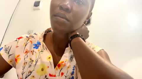 blackfairy01 online show from December 22, 8:55 am