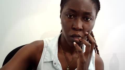 Snapshot of blackfairy02 chatting on October 29, 9:55 am Blackfairy02 online show from October 29, 9:55 am