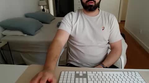 Snapshot of blackfox33 chatting on March 2, 8:43 am blackfox33 online show from March 2, 8:43 am