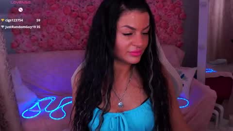 blackfoxyyyy online show from April 15, 6:09 am