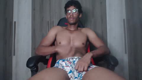 Blackguy720 online show from December 21, 3:03 am