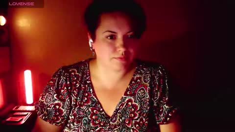 BlackkVelvet online show from October 5, 9:45 pm