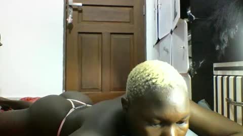 blackmarvel02 online show from December 15, 8:29 am