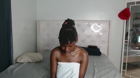 Cleo online show from February 12, 7:42 pm