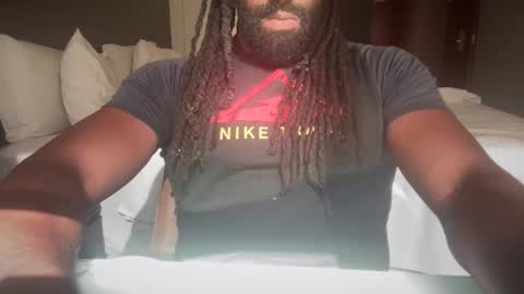 blackmuscles77 online show from February 19, 6:48 pm