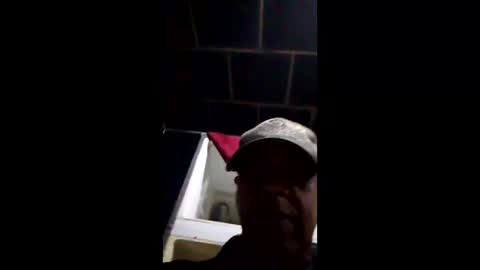 Snapshot of blacknwhite713 chatting on April 3, 1:58 am blacknwhite713 online show from April 3, 1:58 am