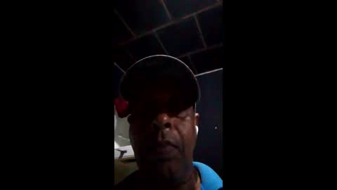 Snapshot of blacknwhite713 chatting on April 5, 11:07 am blacknwhite713 online show from April 5, 11:07 am