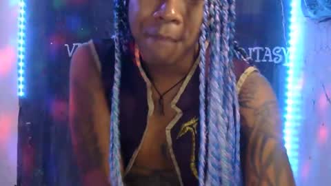 Snapshot of blackphylosofy chatting on January 25, 6:35 pm i am D.L online show from January 25, 6:35 pm