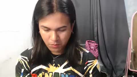 Ellez online show from November 3, 9:48 pm