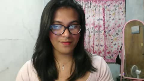 Ellez online show from February 3, 7:52 pm