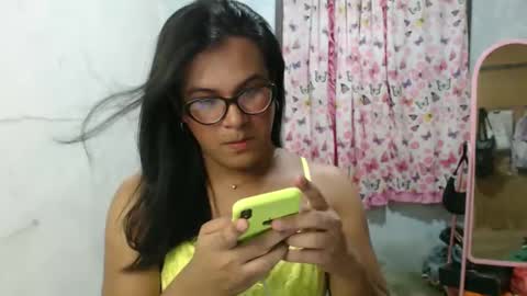 Ellez online show from February 27, 6:19 pm