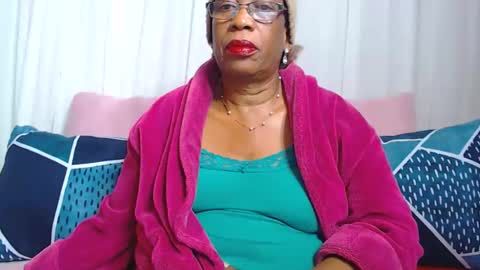 Snapshot of blackrose4ya chatting on May 26, 10:44 am blackrose4ya online show from May 26, 10:44 am