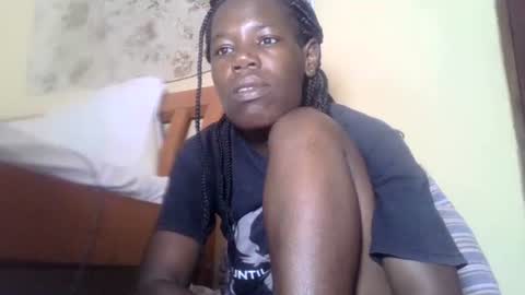 Snapshot of blacksexygal chatting on March 7, 2:01 pm SARAH online show from March 7, 2:01 pm