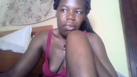 Snapshot of blacksexygal chatting on March 11, 4:43 am SARAH online show from March 11, 4:43 am