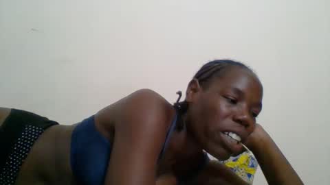 Snapshot of blacksexygal chatting on September 16, 6:31 pm SARAH online show from September 16, 6:31 pm