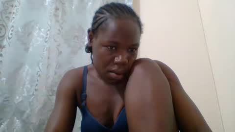 Snapshot of blacksexygal chatting on September 17, 3:57 pm SARAH online show from September 17, 3:57 pm