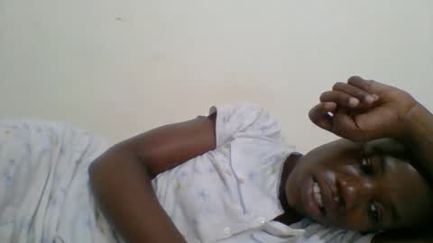 Snapshot of blacksexygal chatting on September 26, 1:09 am SARAH online show from September 26, 1:09 am