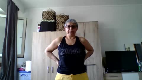 Snapshot of blackwidow05 chatting on May 25, 9:26 am Black Widow online show from May 25, 9:26 am