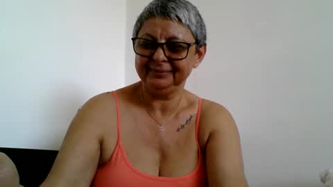 Snapshot of blackwidow05 chatting on May 27, 8:22 am Black Widow online show from May 27, 8:22 am