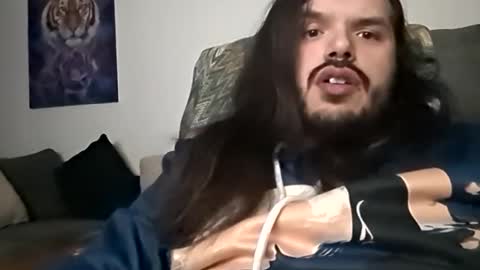 Snapshot of blackwolf94 chatting on February 15, 5:41 am Black wolf online show from February 15, 5:41 am