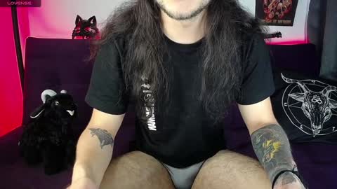 Snapshot of blackwolf_6 chatting on December 26, 4:04 pm Dave online show from December 26, 4:04 pm