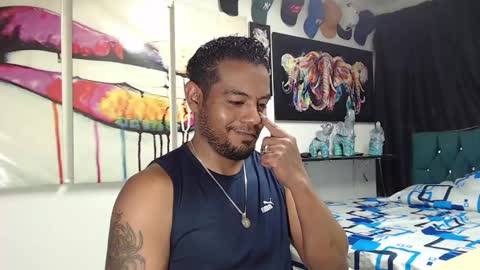 Snapshot of blade_foxx chatting on December 10, 3:52 am Richard online show from December 10, 3:52 am