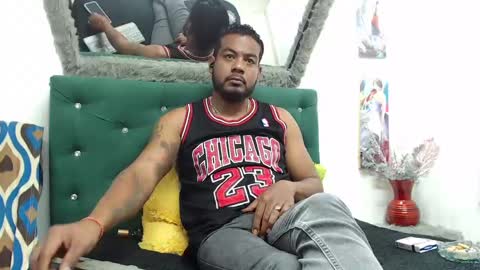 Snapshot of blade_foxx chatting on January 10, 1:21 am Richard online show from January 10, 1:21 am