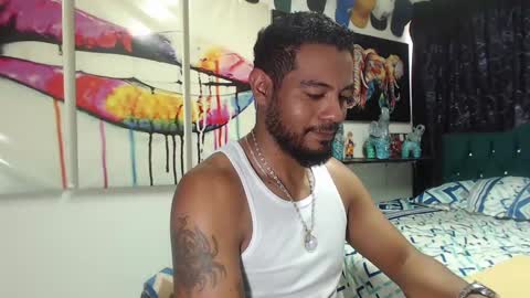 Snapshot of blade_foxx chatting on January 12, 2:41 pm Richard online show from January 12, 2:41 pm