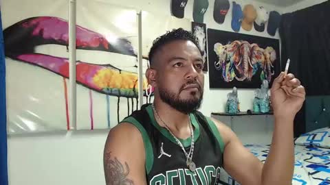 Snapshot of blade_foxx chatting on January 26, 2:45 am Richard online show from January 26, 2:45 am