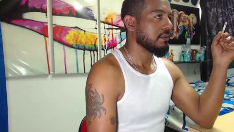 Snapshot of blade_foxx chatting on February 8, 6:12 pm Richard online show from February 8, 6:12 pm