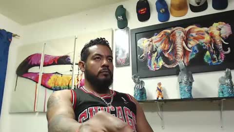 Snapshot of blade_foxx chatting on February 19, 1:39 pm Richard online show from February 19, 1:39 pm