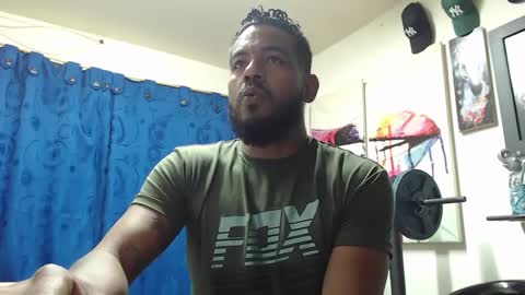 Snapshot of blade_foxx chatting on March 12, 7:13 am Richard online show from March 12, 7:13 am