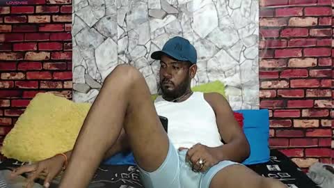 Snapshot of blade_foxx chatting on March 17, 2:16 am Richard online show from March 17, 2:16 am