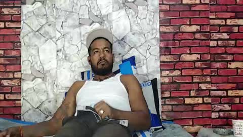 Snapshot of blade_foxx chatting on March 31, 3:19 am Richard online show from March 31, 3:19 am