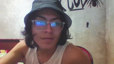 blade_sensual online show from November 6, 4:13 am