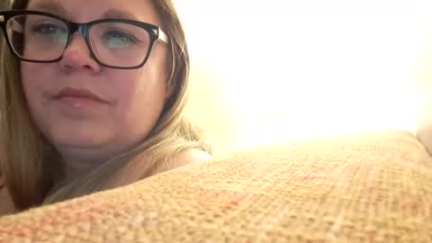 Snapshot of bladesizzo3111 chatting on May 29, 4:43 am bladesizzo3111 online show from May 29, 4:43 am